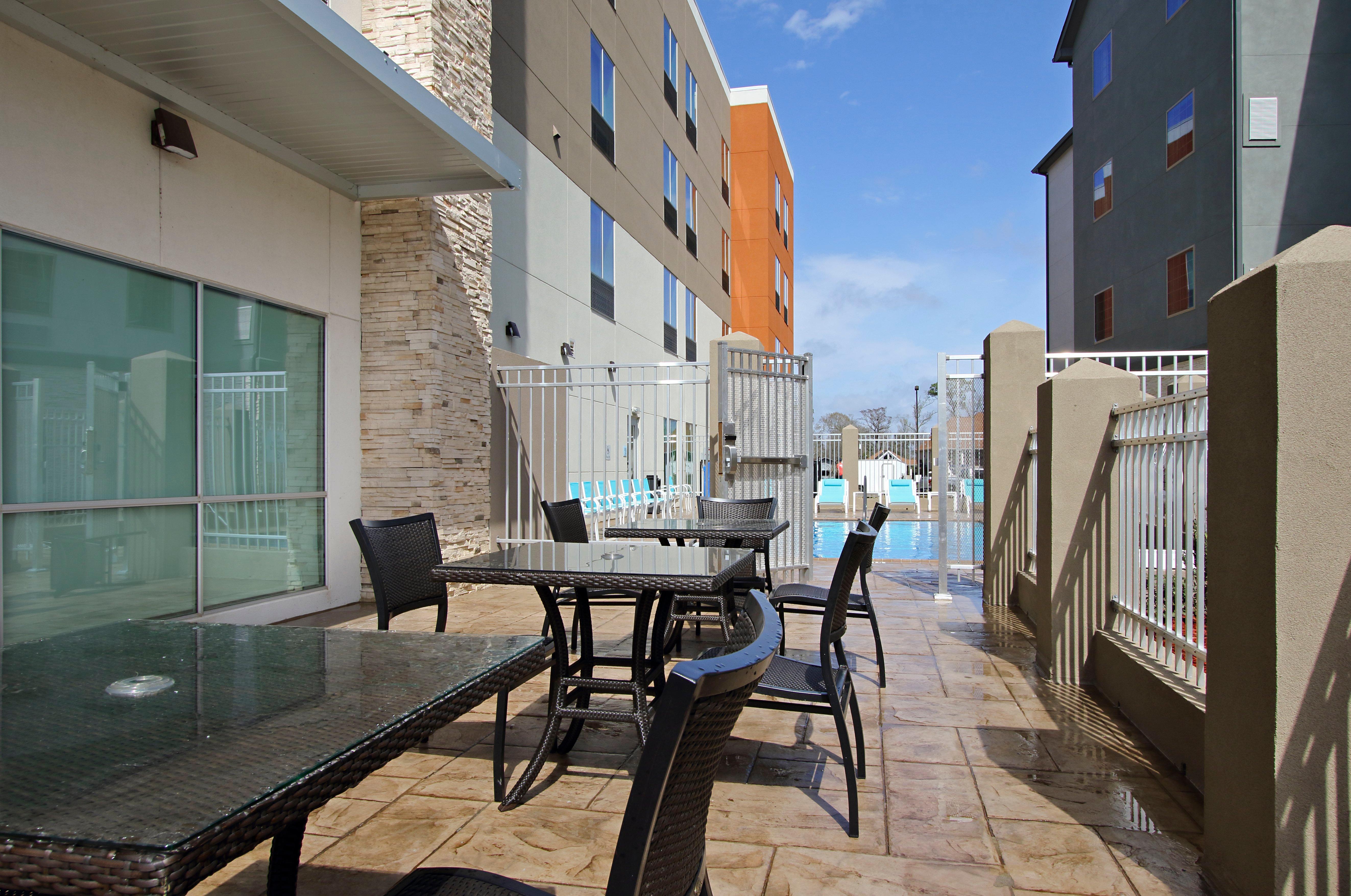 Holiday Inn Express & Suites - Lake Charles South Casino Area By Ihg Eksteriør bilde