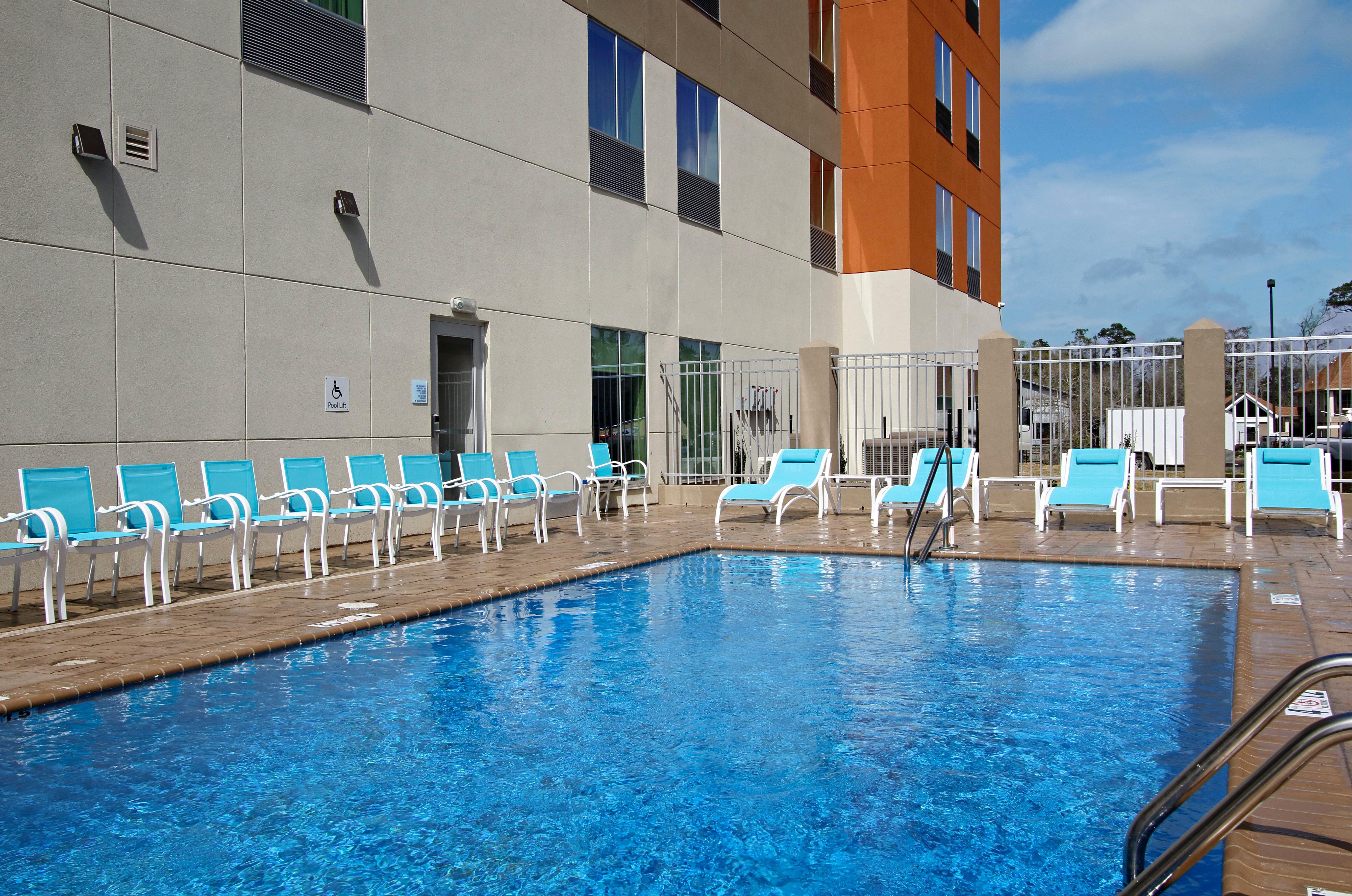 Holiday Inn Express & Suites - Lake Charles South Casino Area By Ihg Eksteriør bilde